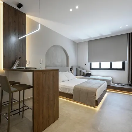 Loena Luxury * テッサロニキ